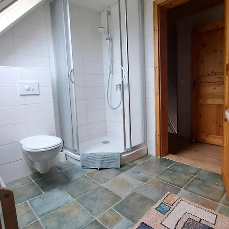 بيت للعطل Neela *